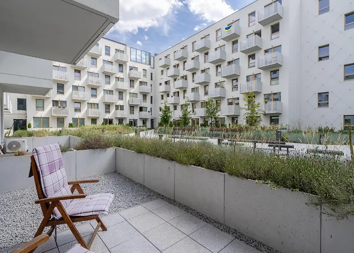 Rentplanet - Apartament Braniborska *