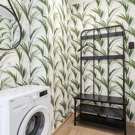Rentplanet - Apartament Braniborska Lägenhet *