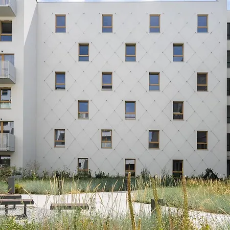 Rentplanet - Apartament Braniborska Lägenhet